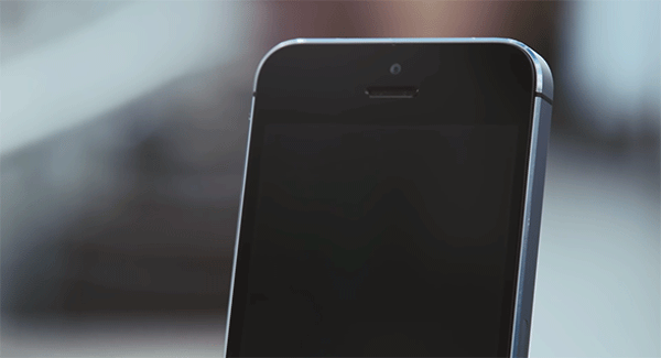 На iPhone 5 появился черный экран: как убрать